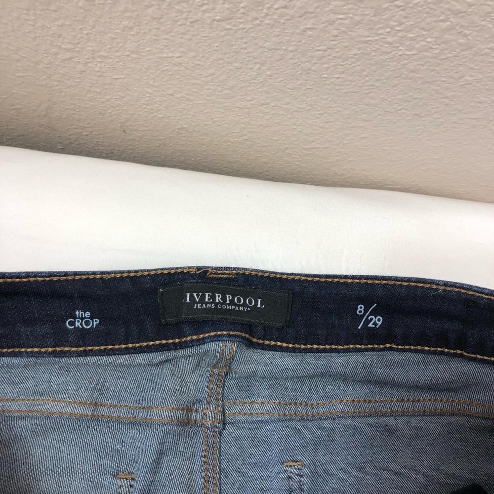 Liverpool The Crop Stretchy Dark Wash Slim Straight Mid Rise Jeans women's 8/29 - Picture 10 of 13